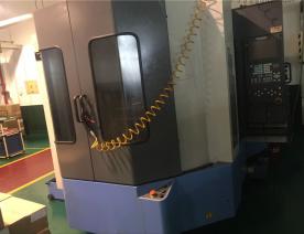 4軸加工（gōng）中心